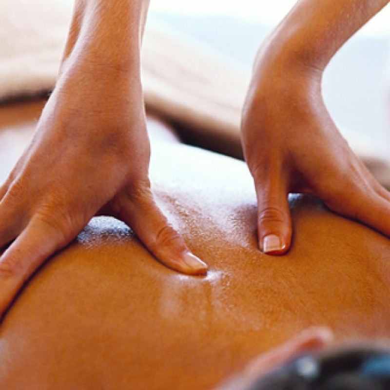 Le massage  n’est  qu’un module  de  20 heures en kinésithérapie.