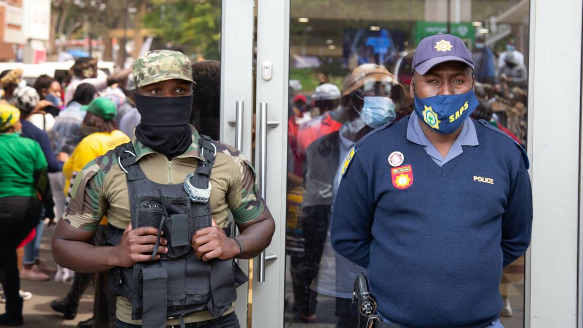 Afrique du Sud : les agents de sécurité privée, omniprésents dans Johannesburg la dangereuse